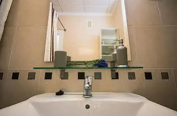 Holidays 2 Hotel 4*