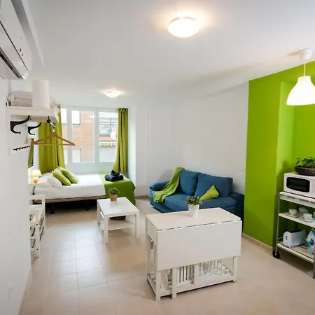 Holidays 2 Hotel
